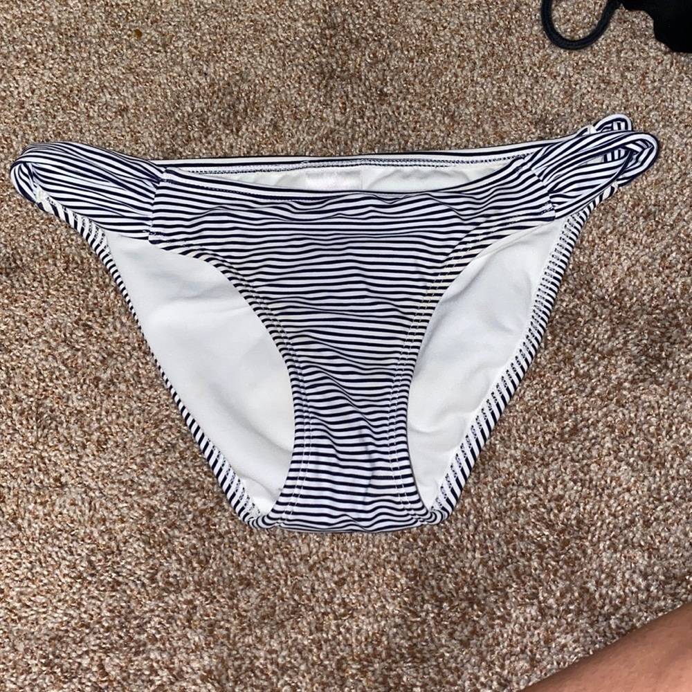 XHILARATION BATHING SUIT BOTTOMS